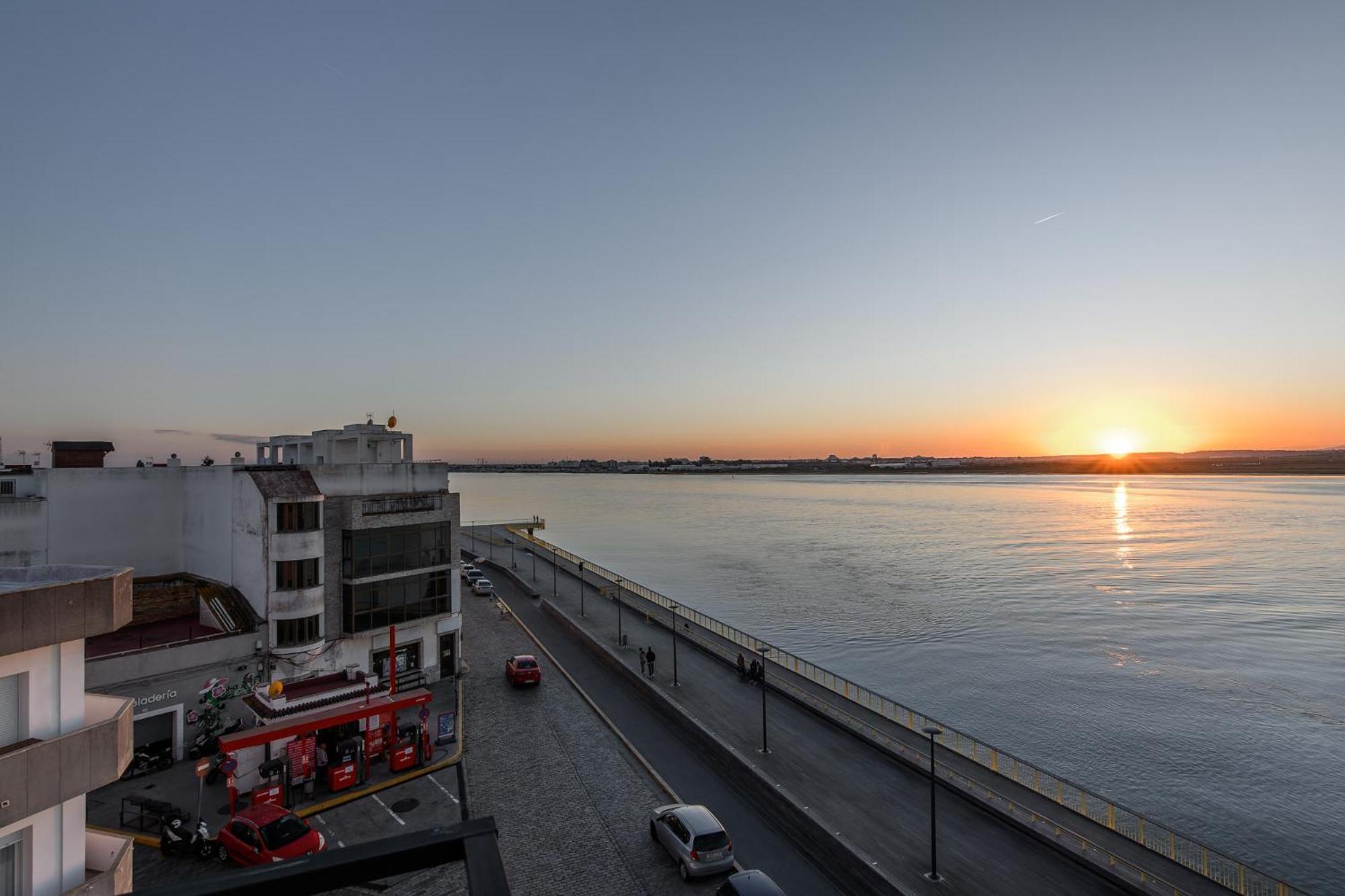 Apartamento Sobre El Rio Guadiana Ayamonte Luaran gambar