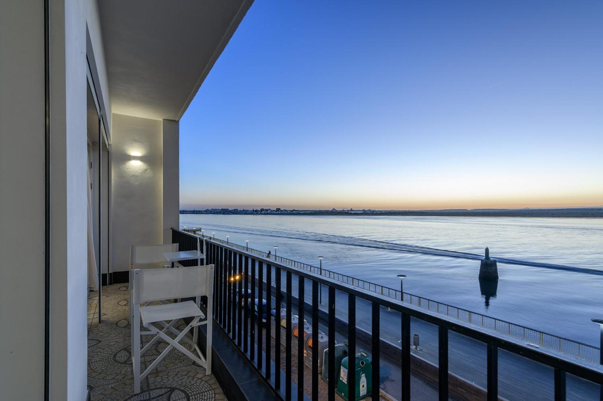 Apartamento Sobre El Rio Guadiana Ayamonte Luaran gambar